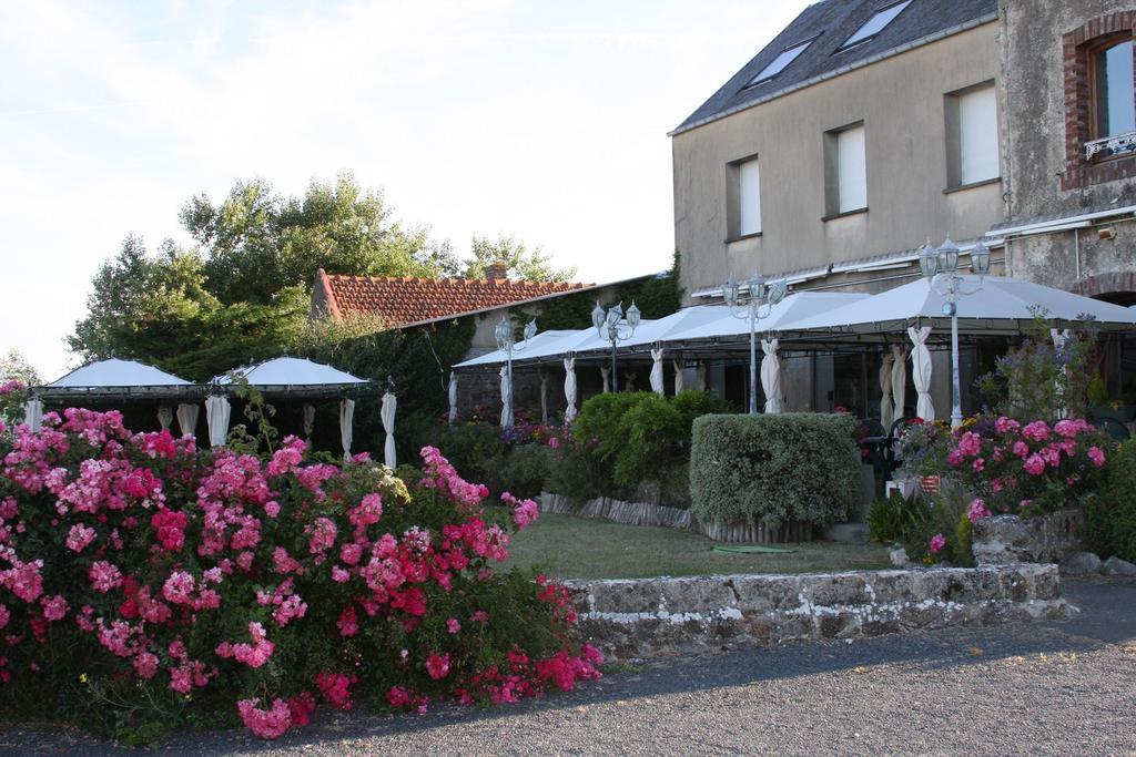 La Baie Hotel Regneville-sur-Mer Exterior photo